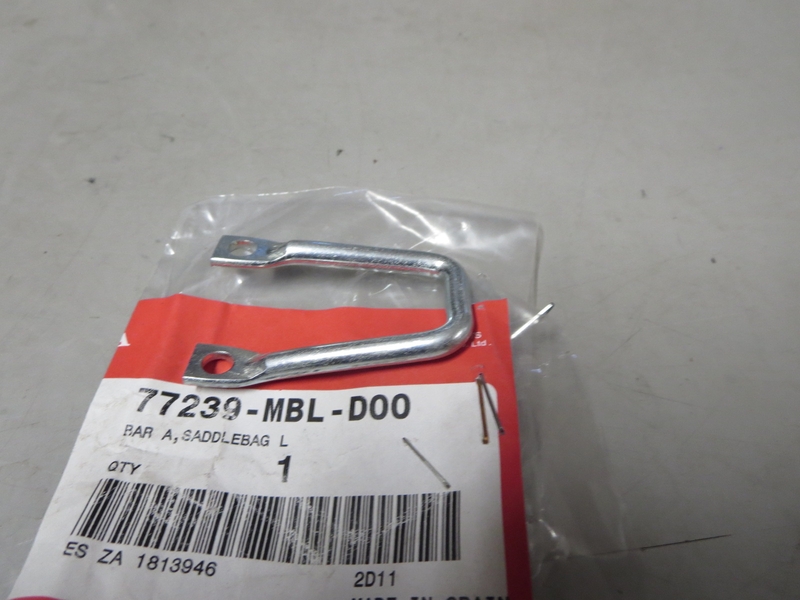 STANGE A, SATTELTASCHEN