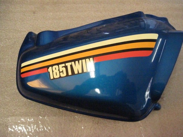 Seitendeckel, rechts