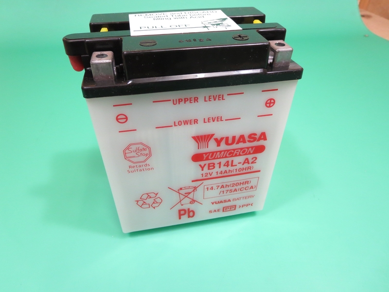 Batterie, YUASA YB14L-A2