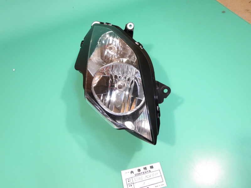 SCHEINWERFEREINHEIT, rechts