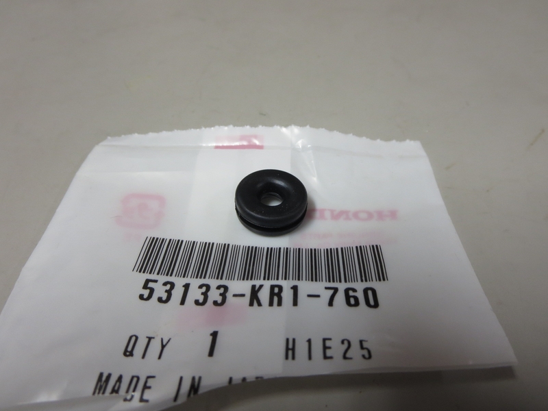 GUMMITUELLE, ZUENDDECKEL