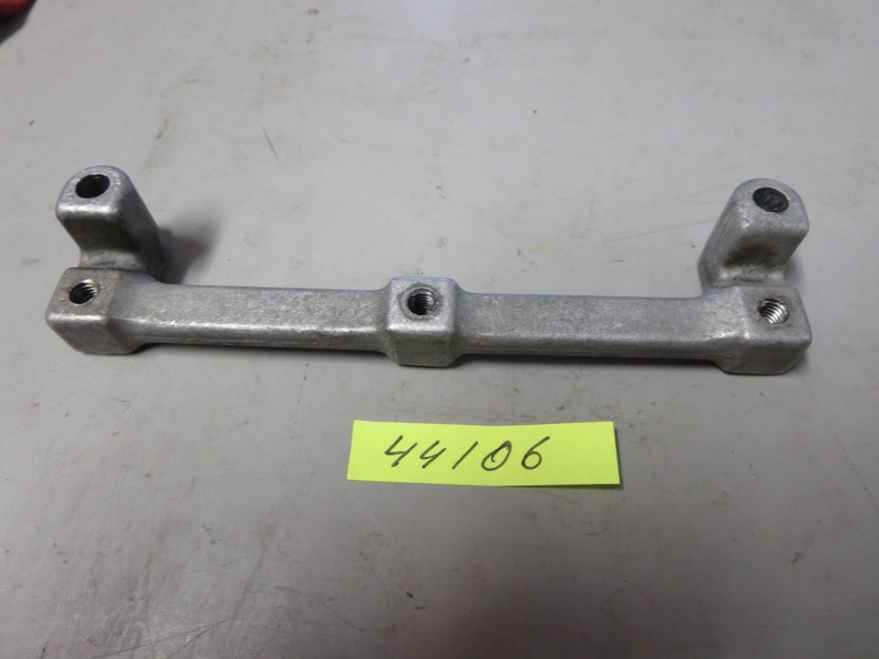 Halter Zündspulen hinten